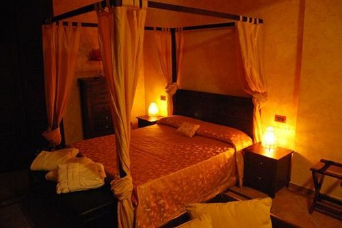 Barone Bed & Breakfast 3*